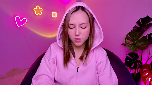 CindySparkl online show from March 30, 2026, 3:07 am