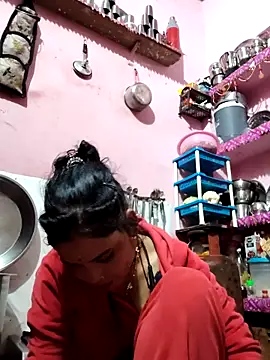 Cut ragni online show from February 9, 2026, 5:06 pm