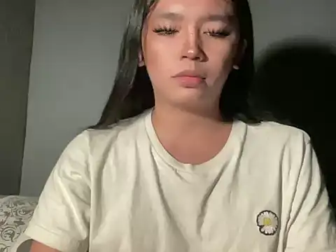 Claudia Johnson online show from November 24, 2025, 1:00 pm