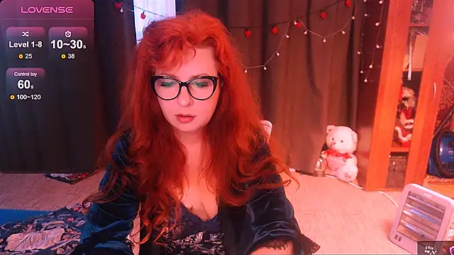 Snapshot of Crystal2207 chatting on June 28, 2026, 1:00 am Crystal2207 online show from June 28, 2026, 1:00 am