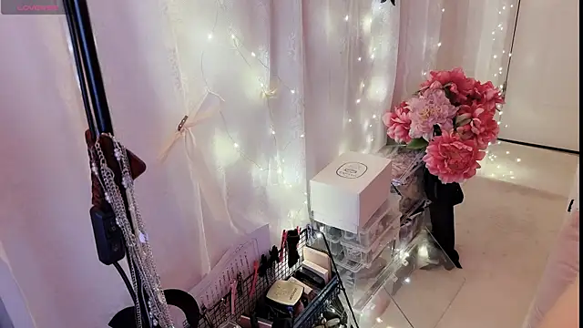 charlotte520 online show from April 22, 2026, 12:13 am