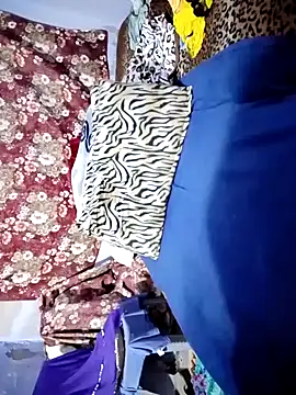 Hnonasix89 online show from April 8, 2026, 9:48 pm