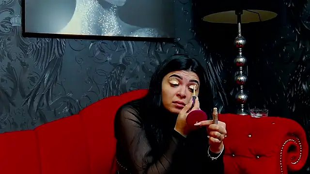 DevashaQueenX online show from February 5, 2026, 7:13 am