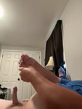 Buck2000 online show from October 7, 2025, 2:36 pm