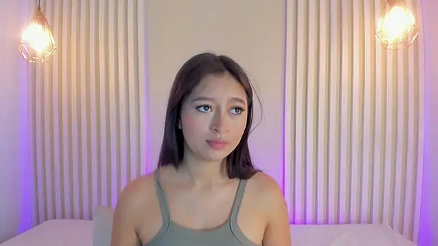 Snapshot of babe_katty chatting on September 24, 2025, 11:35 am babe katty online show from September 24, 2025, 11:35 am