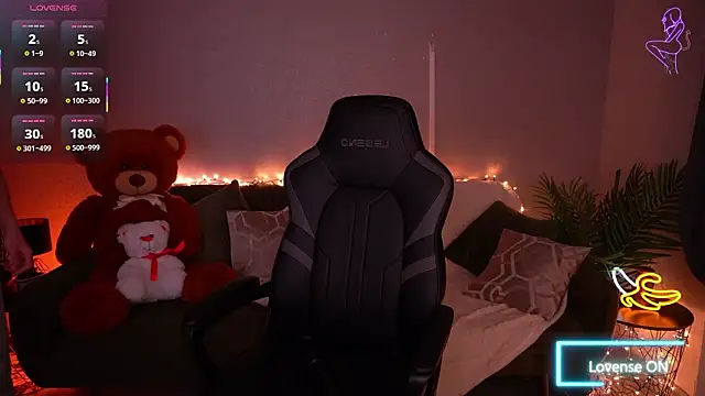 FataleNellie online show from February 2, 2026, 9:02 pm