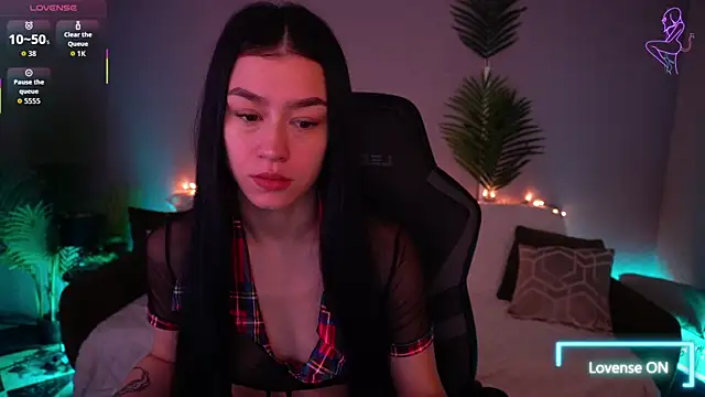 FataleNellie online show from March 27, 2026, 9:58 pm