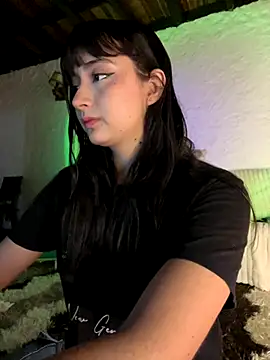 Snapshot of kaori_77 chatting on September 24, 2025, 3:43 am kaori 77 online show from September 24, 2025, 3:43 am