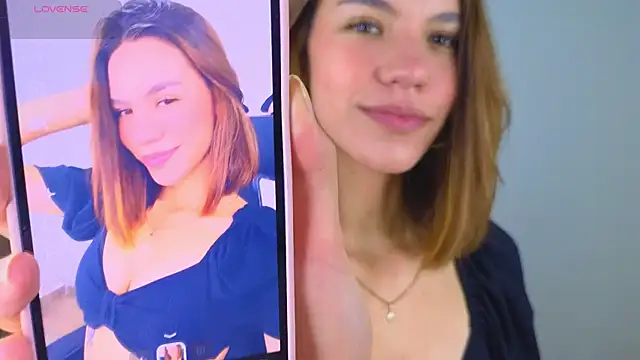 Snapshot of AntonellaaRossii chatting on July 20, 2026, 1:24 pm AntonellaaRossii online show from July 20, 2026, 1:24 pm