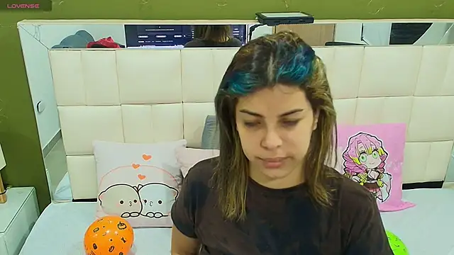 gisell gomez online show from October 19, 2025, 12:06 pm