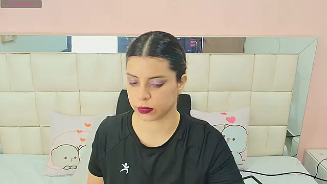 gisell gomez online show from December 14, 2025, 8:02 pm