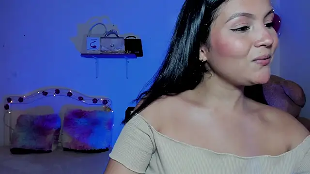 Angel-Caribbean online show from September 24, 2025, 7:28 pm