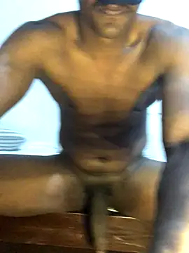 Bullboy8in online show from September 19, 2025, 6:26 am