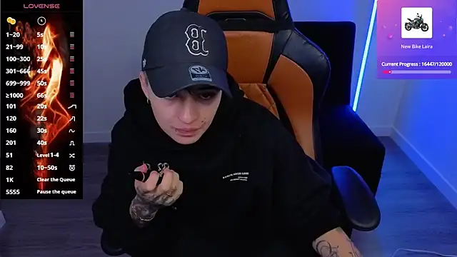 imlaiaaa online show from October 5, 2025, 9:45 pm