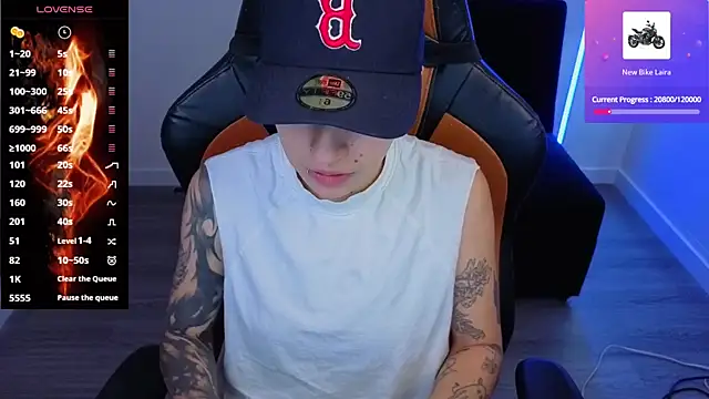 imlaiaaa online show from October 7, 2025, 9:01 pm