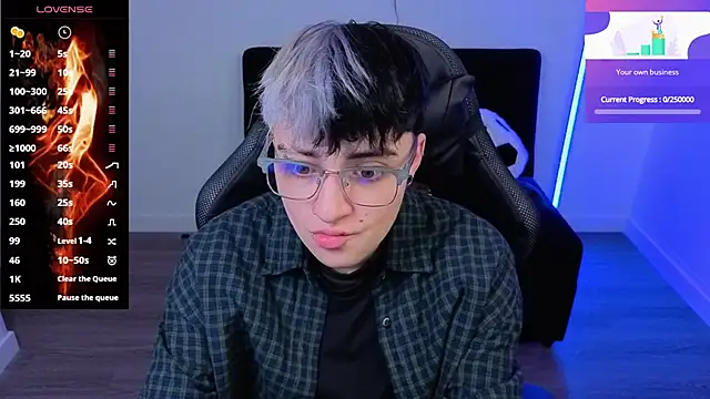 imlaiaaa online show from November 7, 2025, 11:49 pm