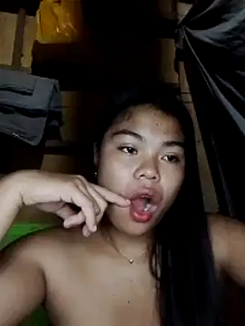 cloe candy19 online show from December 18, 2025, 10:10 am