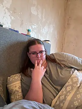 CurvyPaar2 online show from March 1, 2026, 4:53 pm