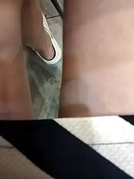 Jessical--Li online show from September 28, 2025, 2:44 pm