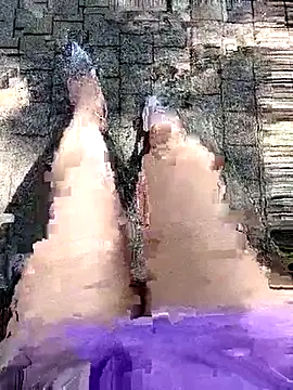 Jessical--Li online show from October 18, 2025, 3:31 am