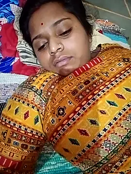 Hot crety online show from September 23, 2025, 11:30 pm