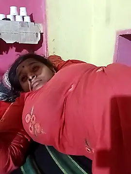 Hot crety online show from April 22, 2026, 7:44 am