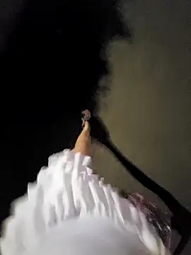 meomeocute online show from September 18, 2025, 1:57 pm