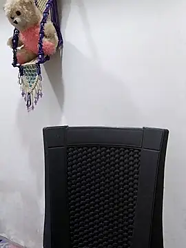 sneha bebo online show from November 4, 2025, 3:33 pm