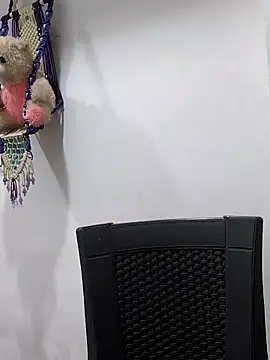 sneha bebo online show from November 5, 2025, 3:45 pm