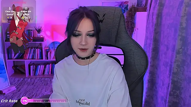 LiliLuna online show from October 3, 2025, 3:09 pm