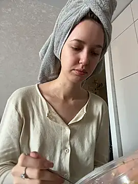 ElliRose online show from February 19, 2026, 5:58 am