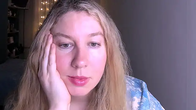 NancySanders online show from April 5, 2026, 6:49 pm