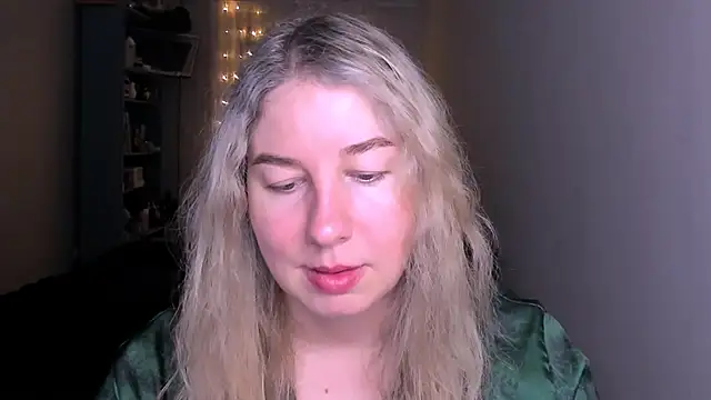 NancySanders online show from April 20, 2026, 6:53 pm