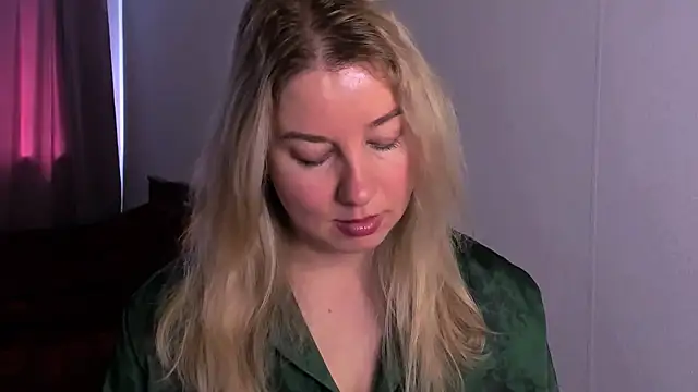 NancySanders online show from July 18, 2026, 7:12 am