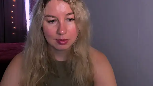 NancySanders online show from July 22, 2026, 7:33 am