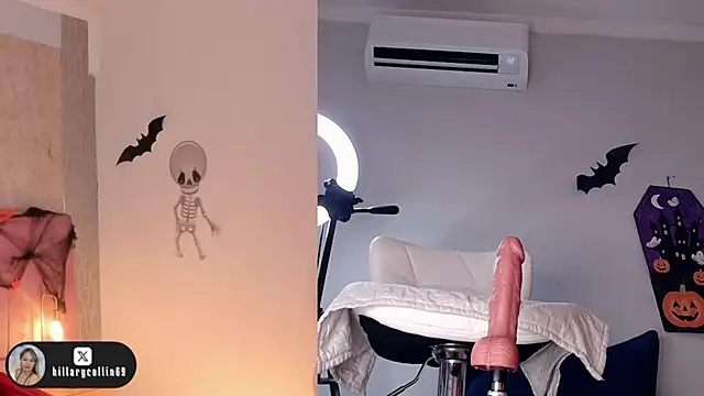 Snapshot of Hillary_Collins1 chatting on October 5, 2025, 3:27 am Hillary Collins1 online show from October 5, 2025, 3:27 am