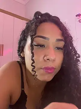 jhennyfer online show from July 31, 2026, 5:07 am