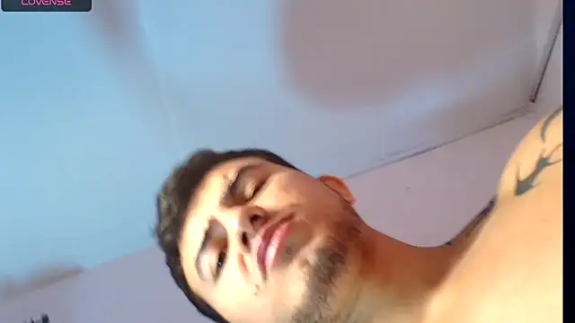 Luna logan online show from October 20, 2025, 2:06 pm