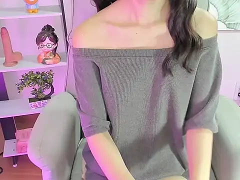 Snapshot of Mix-MiuMiu chatting on October 13, 2025, 6:46 am Mix-MiuMiu online show from October 13, 2025, 6:46 am