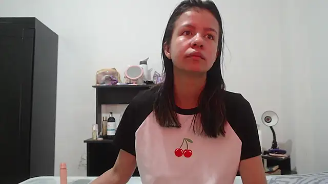 Snapshot of nathaly_jones_ chatting on July 21, 2026, 12:29 pm nathaly jones online show from July 21, 2026, 12:29 pm