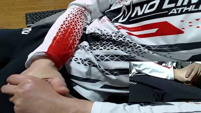 Yasu2000 online show from March 22, 2026, 11:35 am