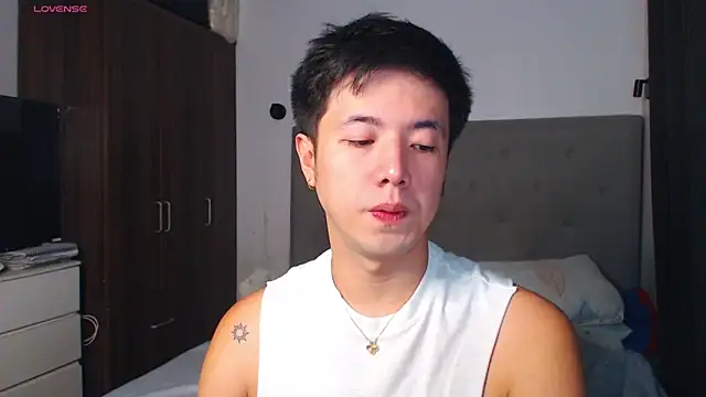 Addictiveboi online show from March 22, 2026, 6:17 am