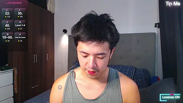 Addictiveboi online show from April 24, 2026, 1:19 am