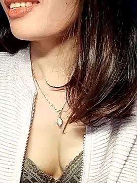 Hinna x online show from December 4, 2025, 8:23 am