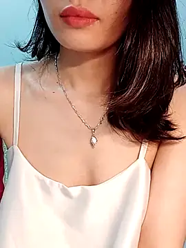 Hinna x online show from April 10, 2026, 9:41 pm