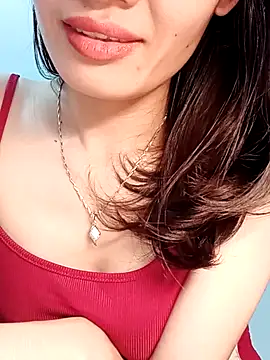 Hinna x online show from April 21, 2026, 1:42 am