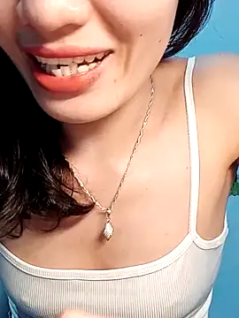 Hinna x online show from April 22, 2026, 8:39 am