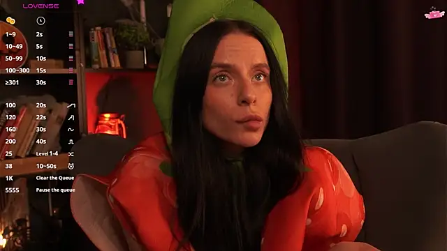 livia starwars online show from October 30, 2025, 9:26 pm