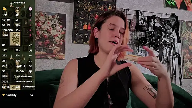 the high priestess online show from November 30, 2025, 4:38 am