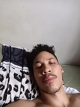 RuiMaddoox online show from December 14, 2025, 1:38 pm